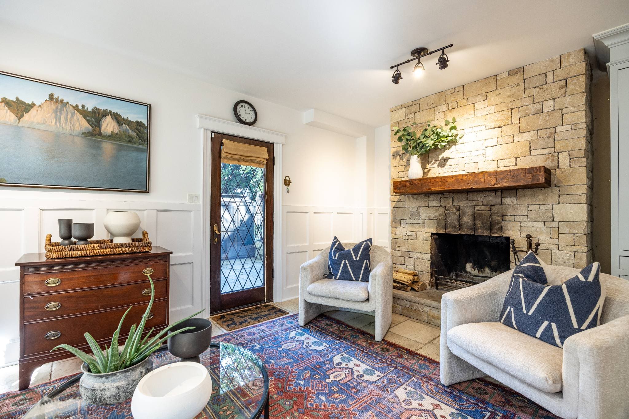 30 Sunnylea Ave W, Toronto Ontario M8Y 2J7