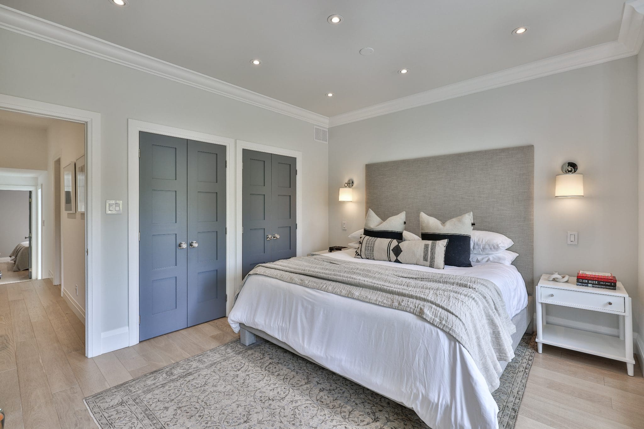 Open property gallery